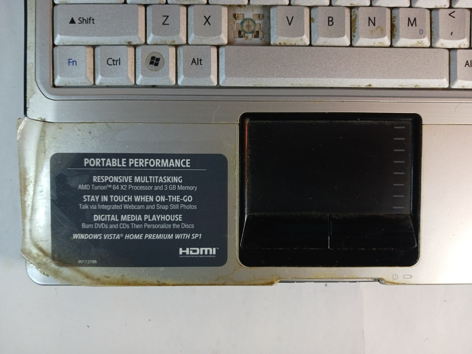 Gateway T-Series W350A 14” Laptop *Needs Repair* + AC Wall Unit/Charger Battery