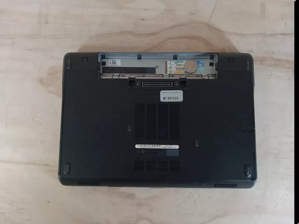 LOT OF 5 Dell Latitude E5400 / E6440 / E6520 / E6540 / E7440 For Parts -READ
