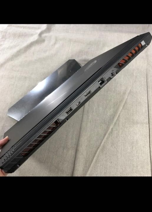 ASUS ROG Strix Scar 17 G732LXS Gaming Laptop Core i9 32GB 2TB RTX 2080 Super