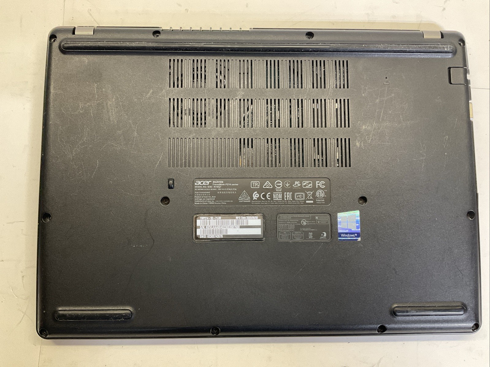Acer TravelMate P214-52 Laptop/ i7-10th Gen/ 16GB RAM/ 256GB SSD/FHD/W11/(122F)