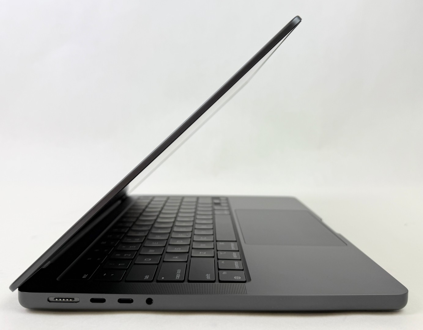 Apple MacBook Pro 14″ M3 Pro Chip 18GB 512GB SSD 14-core GPU Sequoia