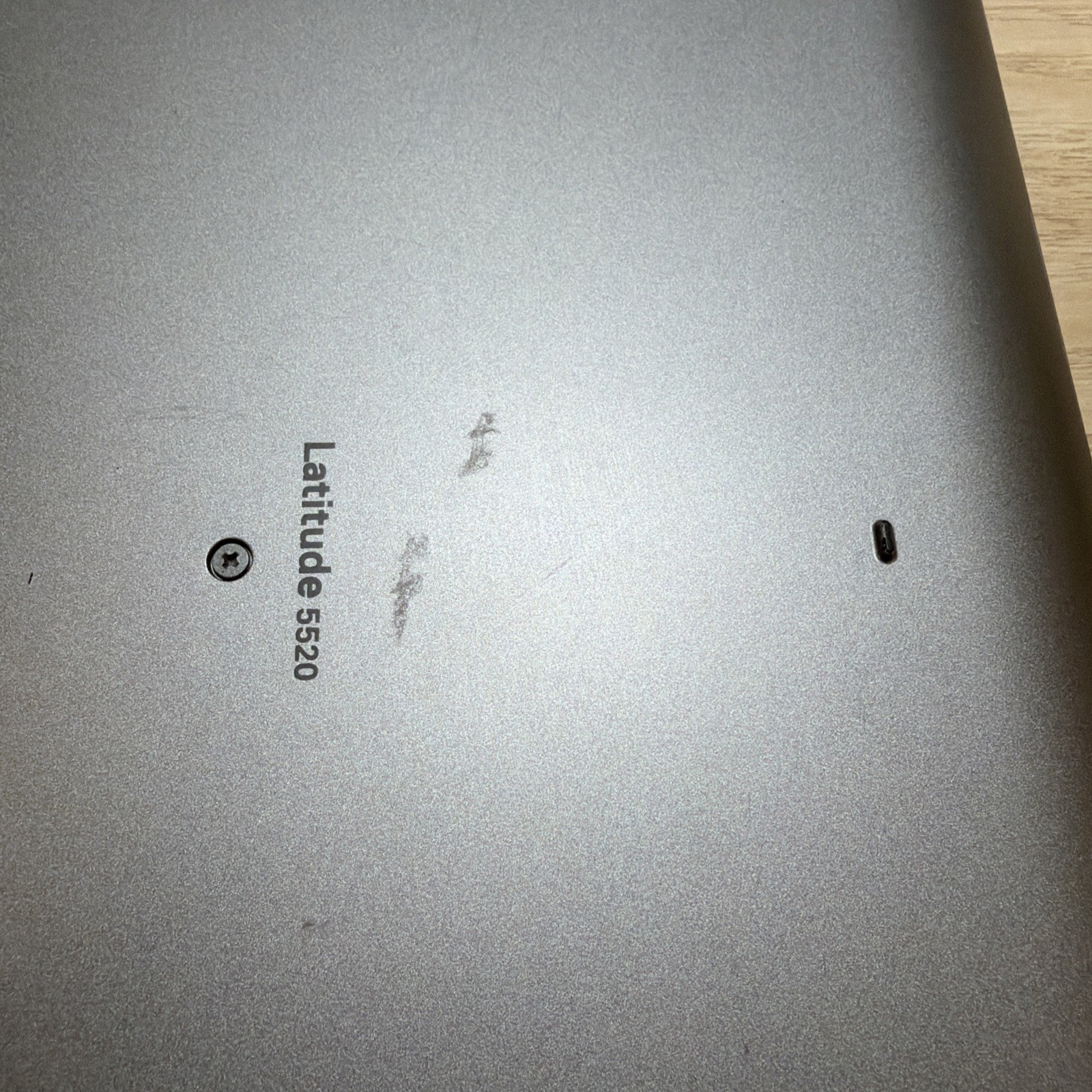 Dell Latitude 5520 i5-1145G7 16GB 512GB SSD 15″ FHD No OS