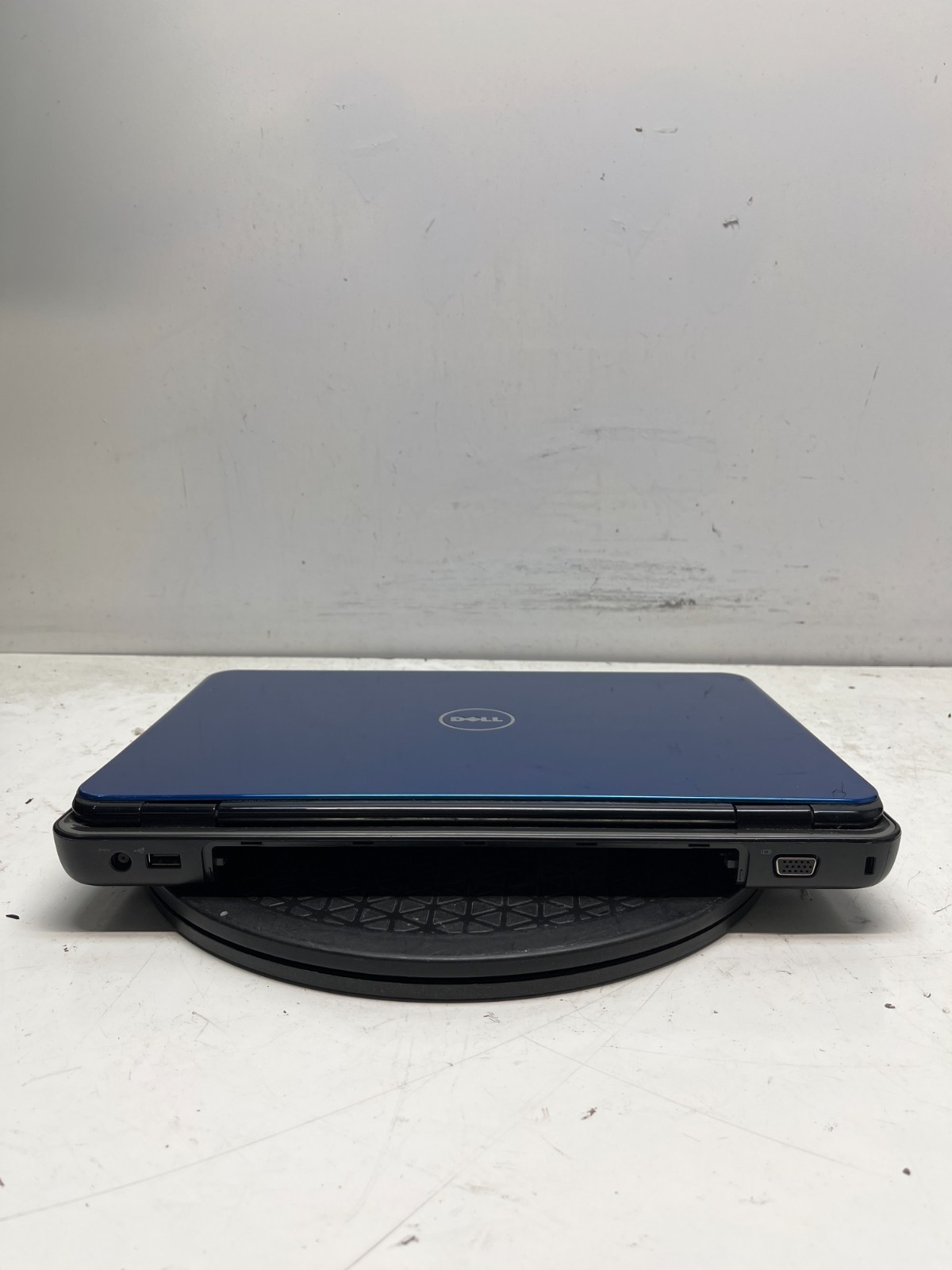 Dell Inspiron N4010 Intel Pentium P6100 2.00GHz 2GB NO HDD