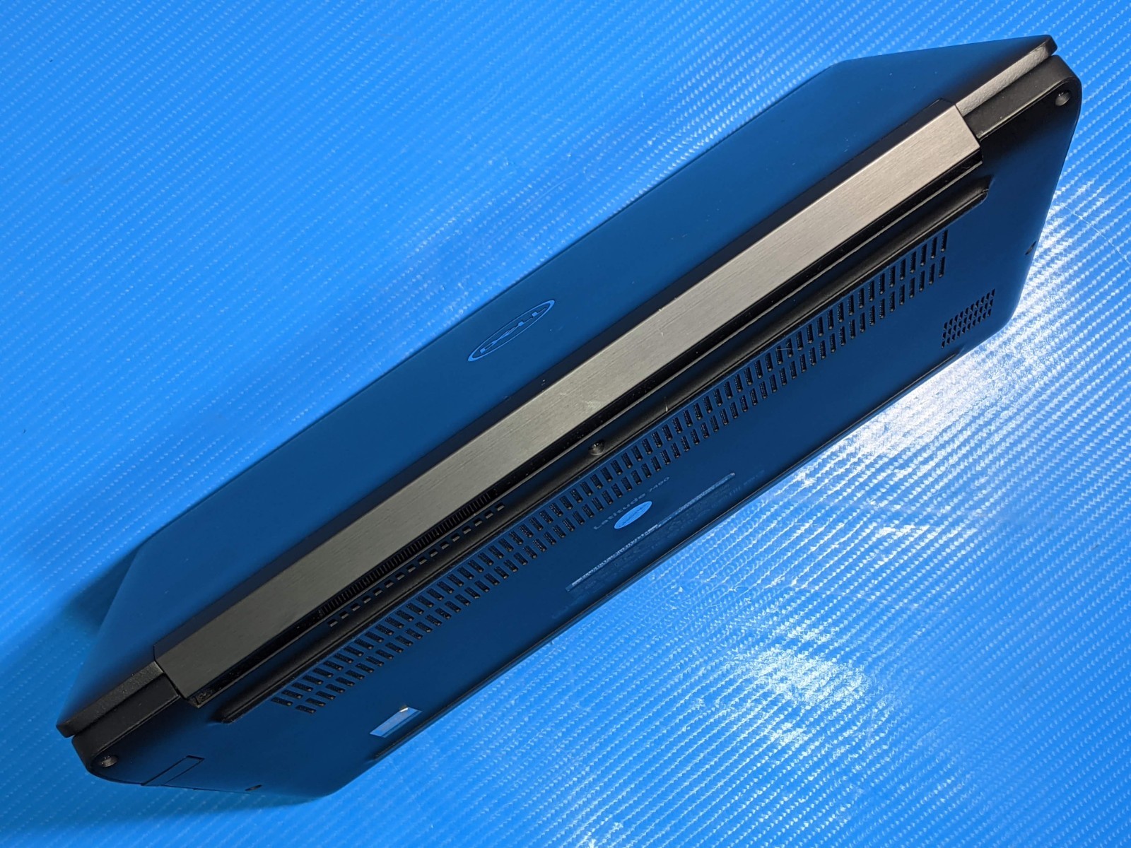 Dell Latitude 7490 14″ FHD Intel Core i5-8250U 1.6GHz 8GB 256GB SSD Win11Pro +PA