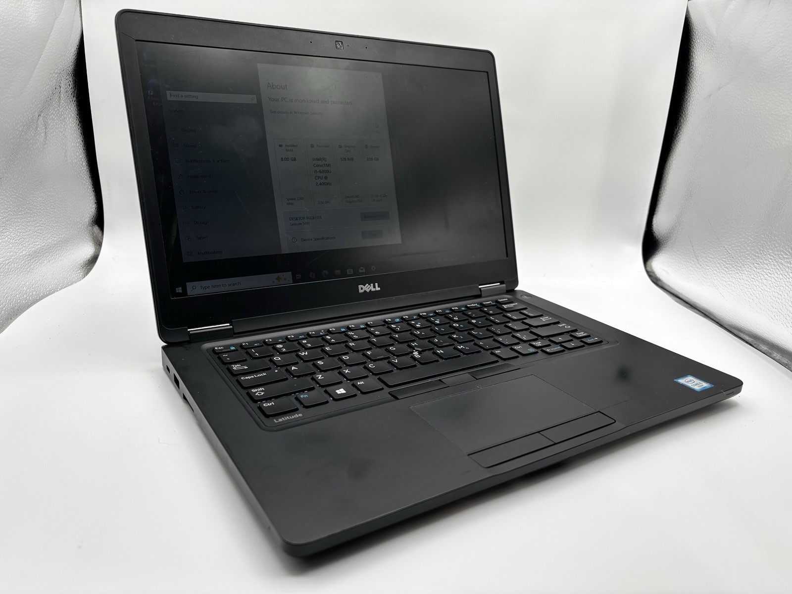 Dell Latitude 5480, i5-6300U, 8GB RAM, 256GB NVMe, HD520 Gfx, Win 11
