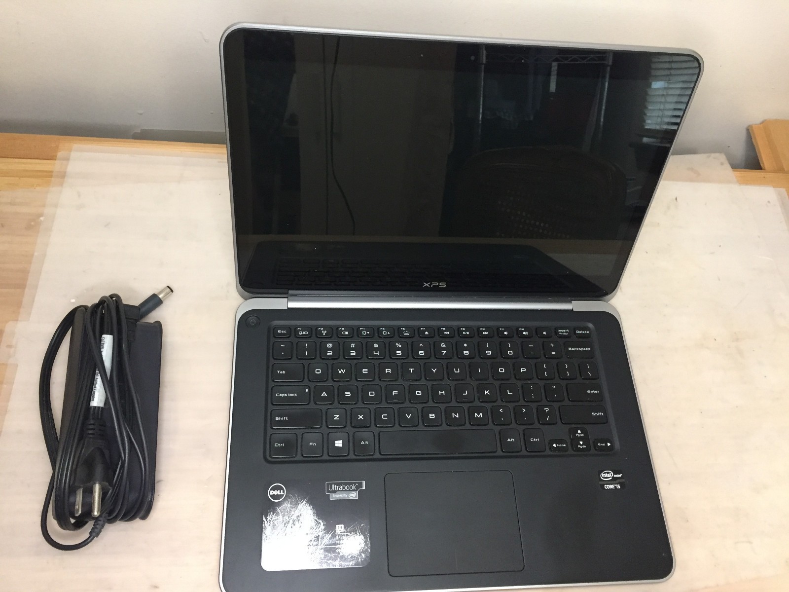 Dell XPS L421X 14″ Laptop Intel i5-3337U 1.8GHz 4GB RAM 500GB HDD Win 10 Charger