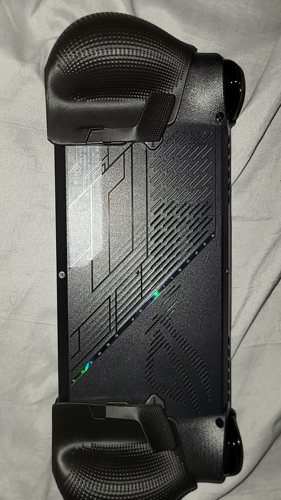 ASUS ROG Ally Z1X 120Hz 1080p Gaming Laptop AMD Ryzen Z1 Extreme