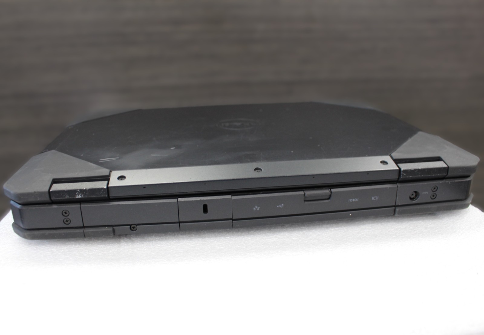 Dell Latitude Rugged 5414 14.0″ Non-Touchscreen i5-6300U 8GB RAM 256GB SSD