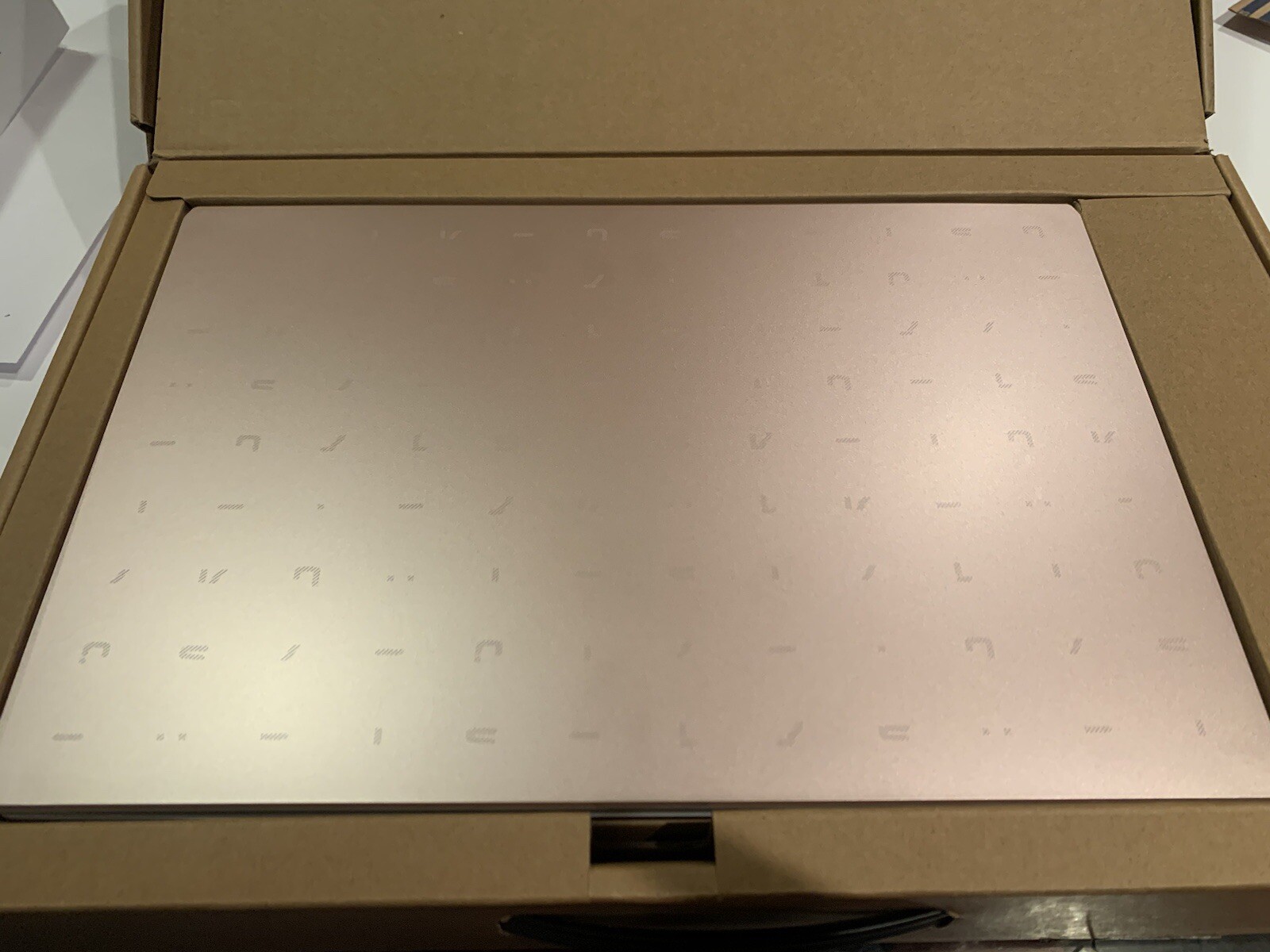Intel Asus Laptop Model E410MA-202.PINK