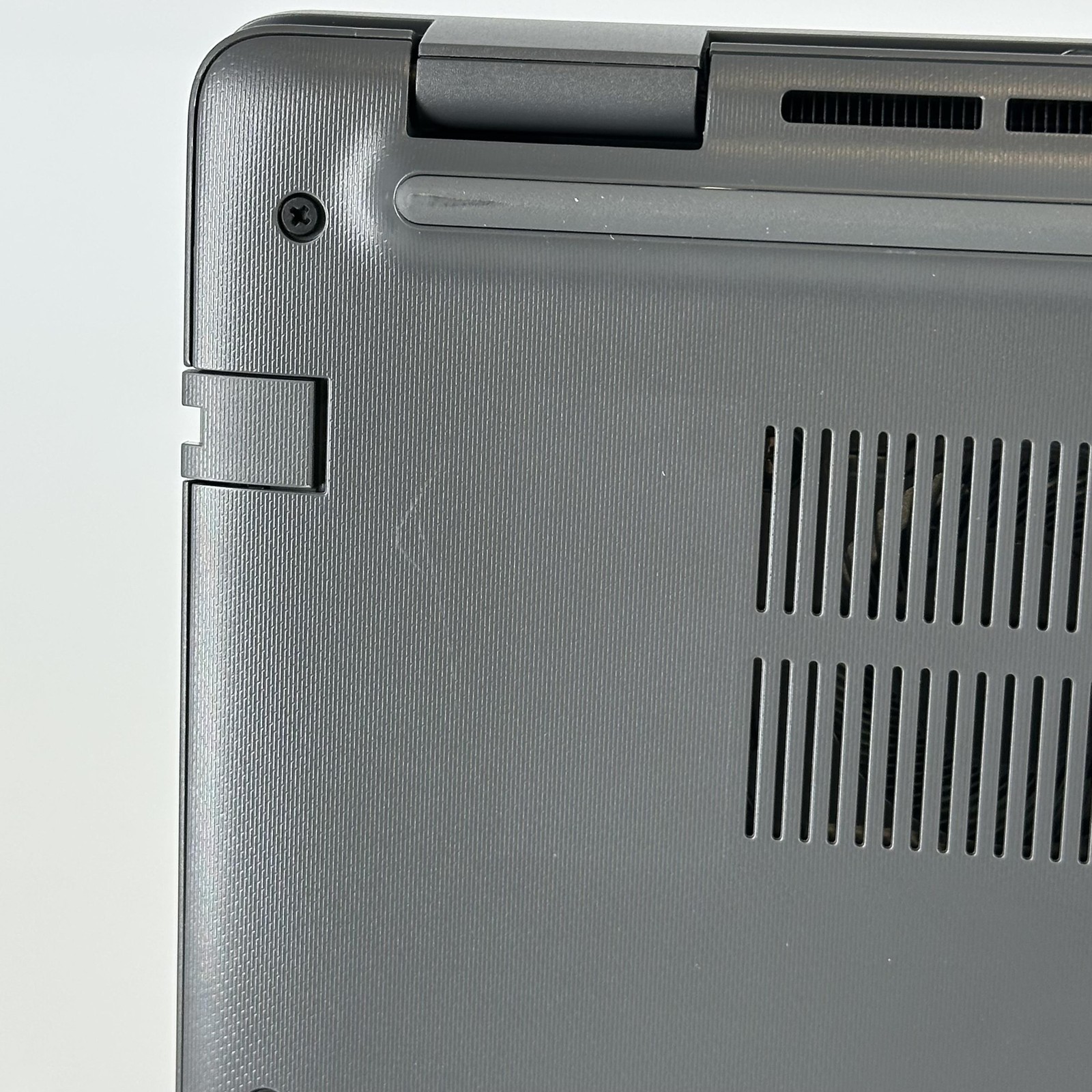 Dell Latitude 3450 14 Gray FHD 1.3 GHz i5-1335U 16GB 256GB SSD Good