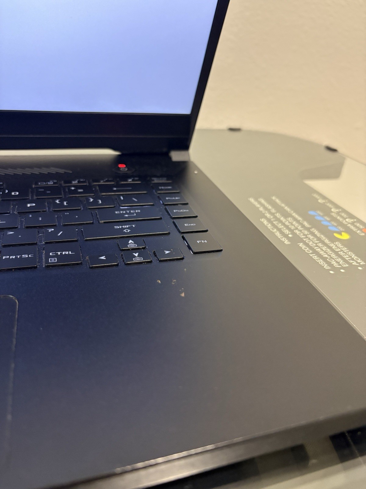 ASUS ROG Zephyrus G15 GA502DU Laptop Ryzen 7 3750H, GTX 1660 Ti Max-Q, 16GB RAM