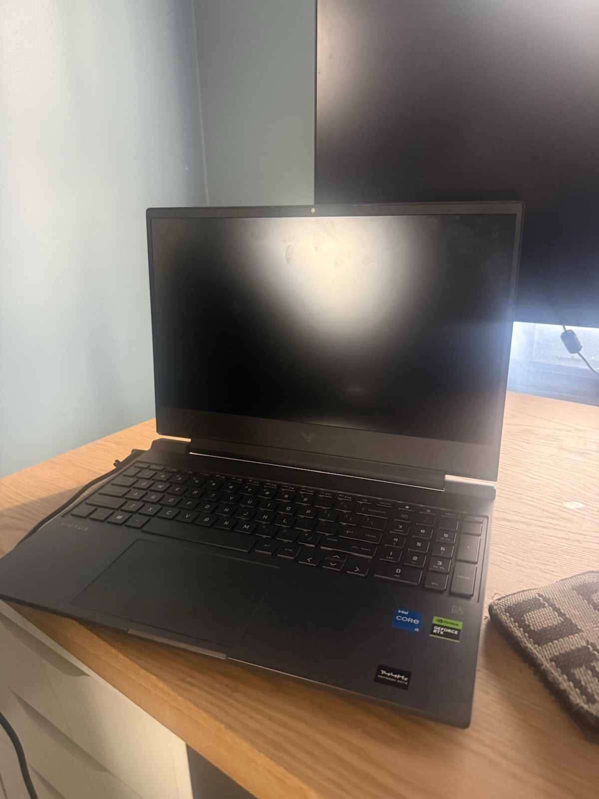 HP Victus 15-fa1030nr Gaming Laptop Intel Core i5 NVIDIA GeForce Black
