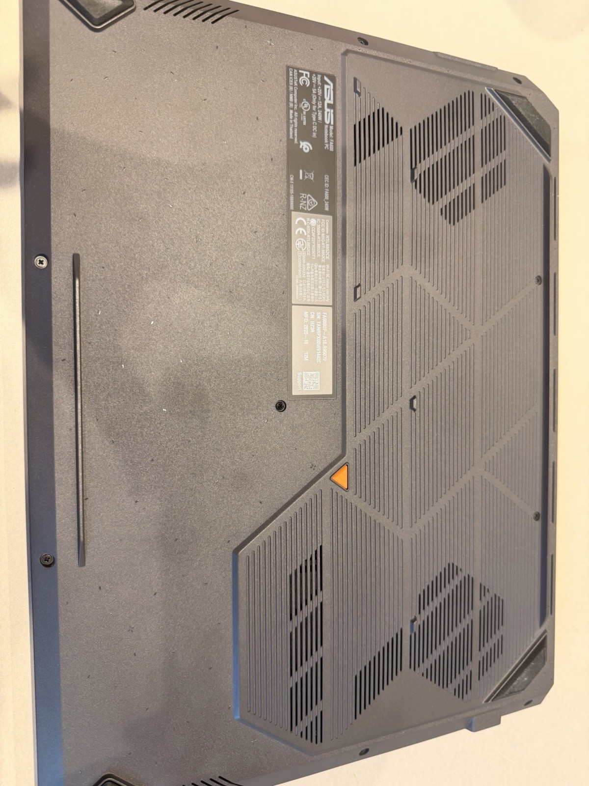 ASUS TUF Gaming A16 16″ Ryzen 9 270 32GB RAM 1TB SSD RTX 5070 Win 11H