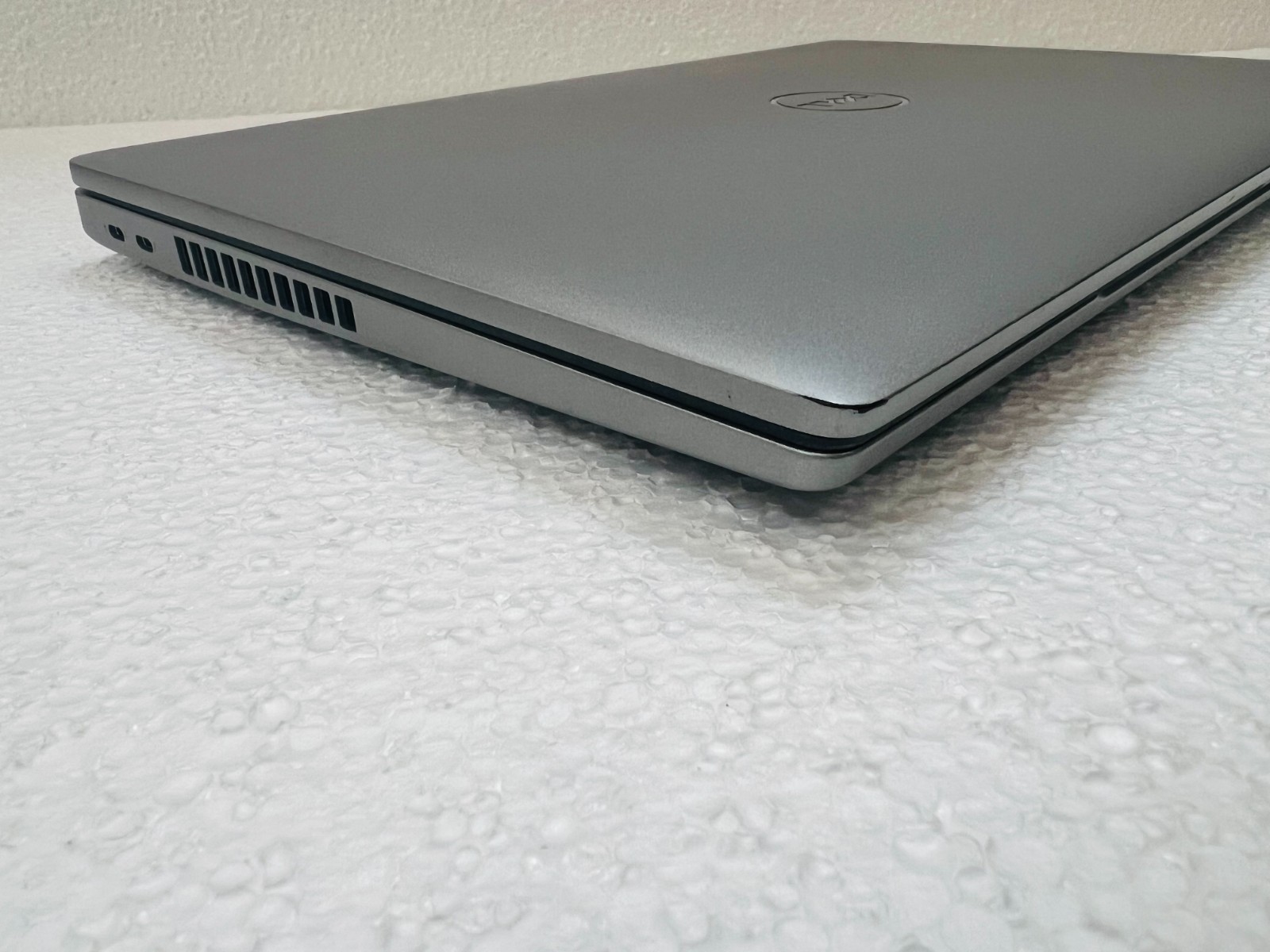 Dell Precision 3560 Workstation i7-1185G7 32GB 256GB SSD Nvidia Quadro T500