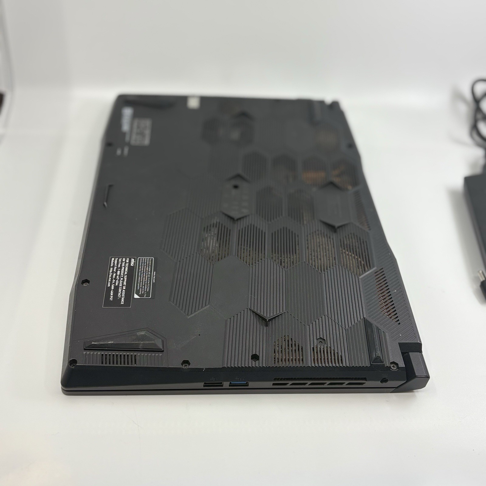 MSI Pulse GL66 15.6″ i5-11400H 16GB RAM 512GB SSD GeForce RTX 3050