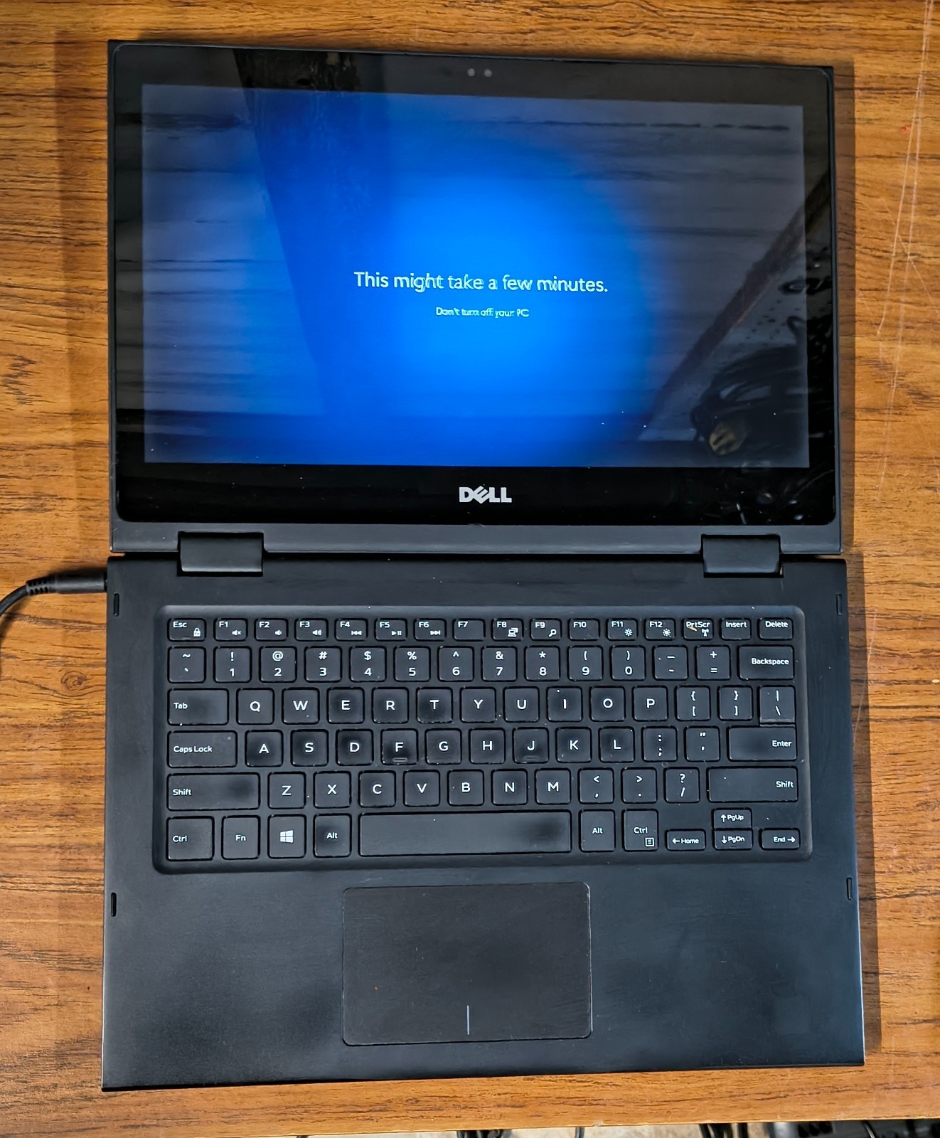 Dell Latitude 3390 2-in-1 (Windows 11 / Core i5-8250U / 8GB / SSD) – Windows 11