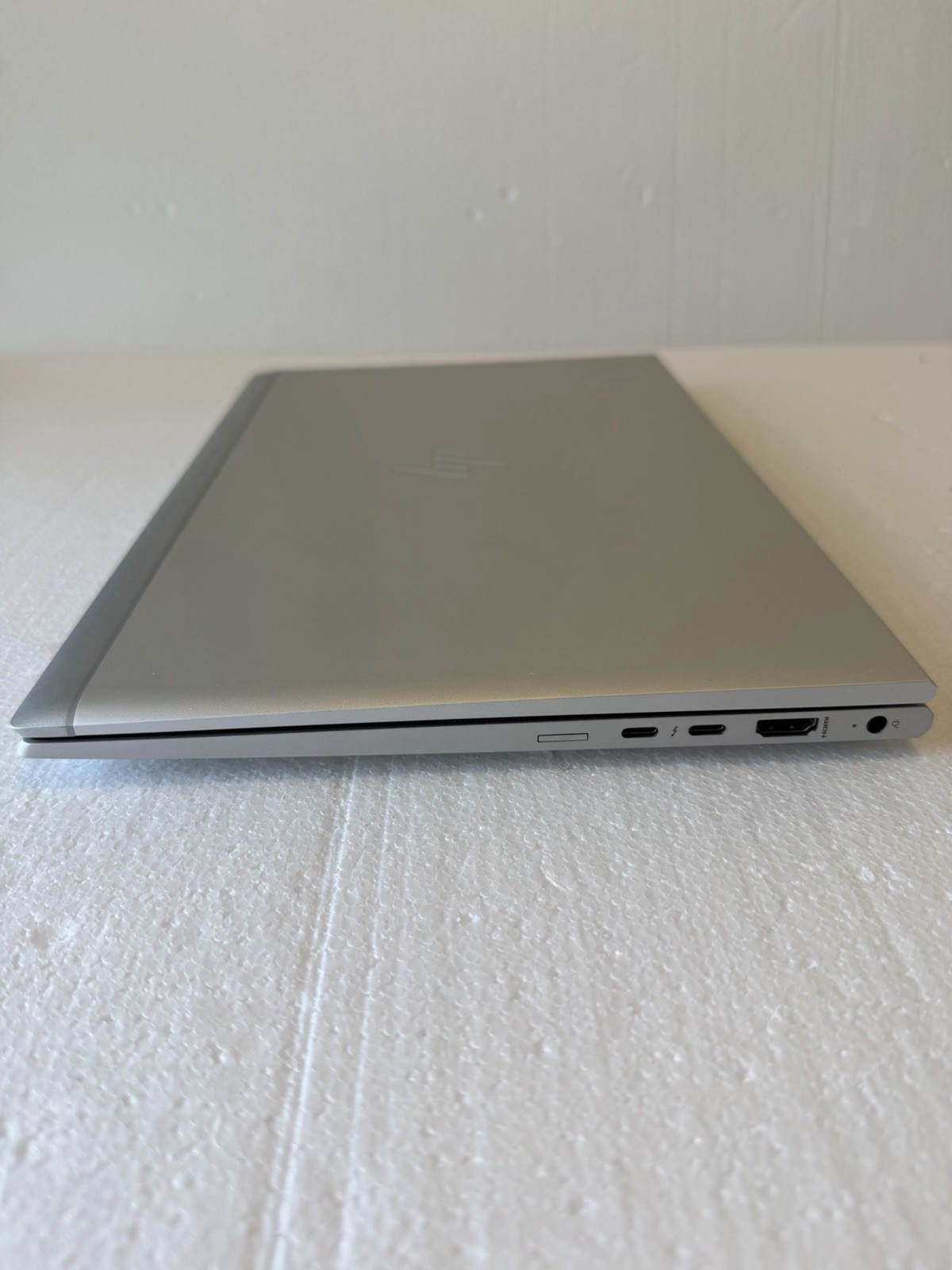 HP EliteBook 840 G8 Intel Core i7-1165G7 14″ 2.80 GHz 16GB 256GB Windows 11 Pro