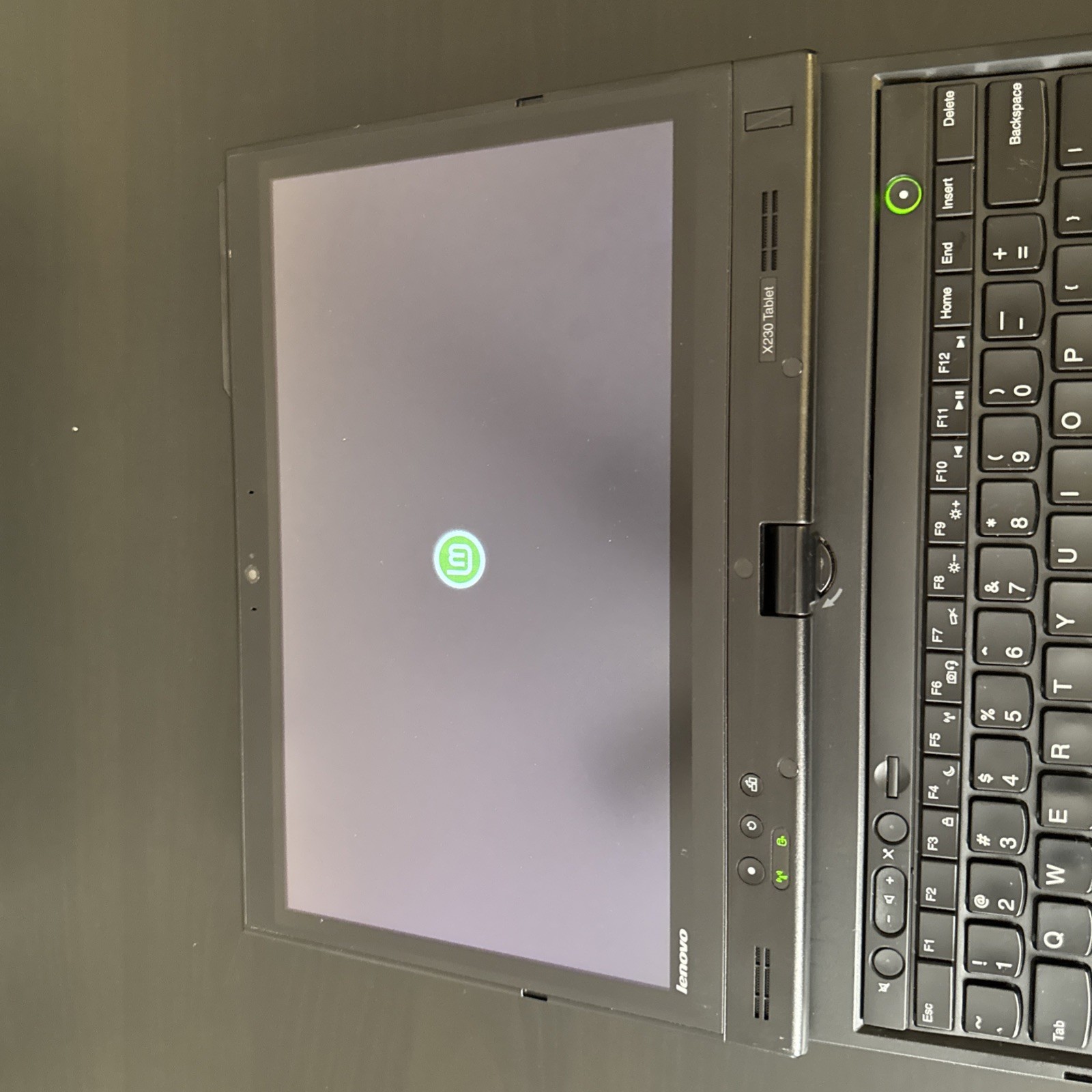 Lenovo ThinkPad X230 | i7 | 1TB SSD | Linux Mint | 8B RAM | Kingsener Battery