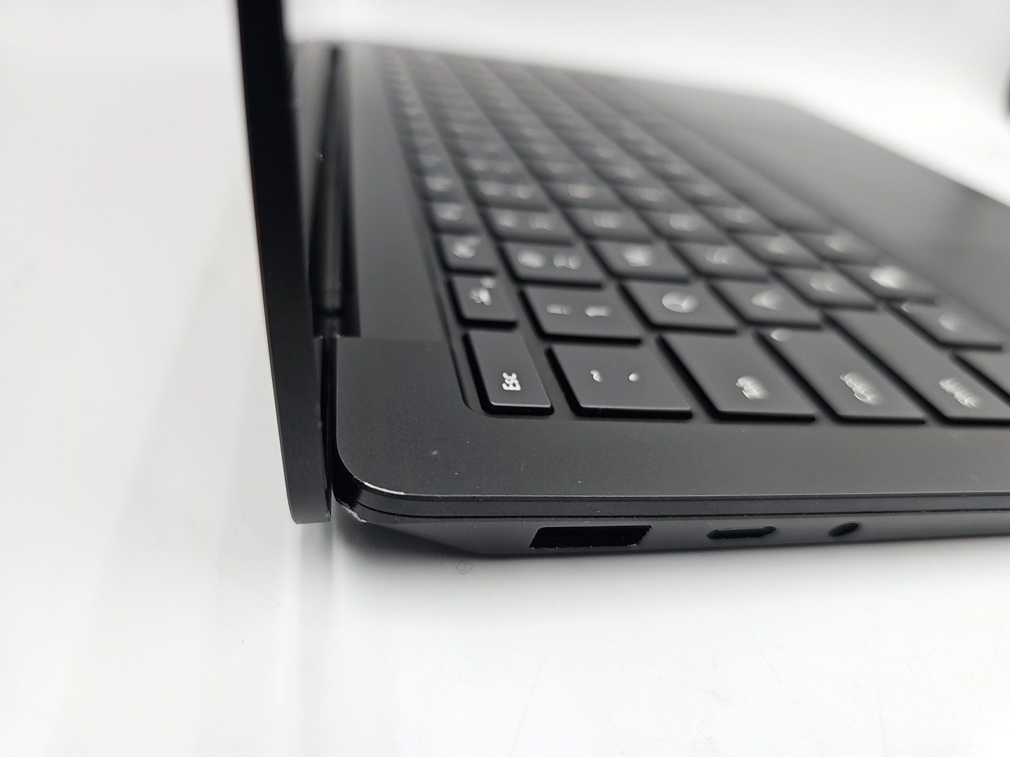Microsoft Surface 4 Laptop Intel Core i7-1187G7 3.00 GHz 16GB 512GB SSD **READ**
