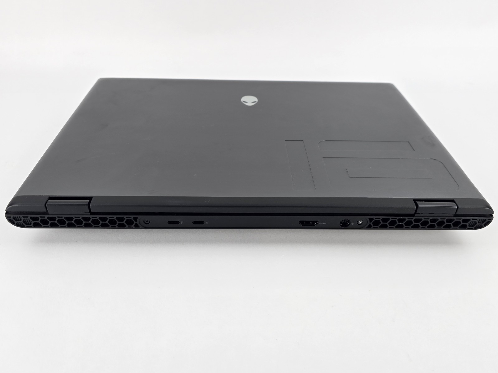 Dell Alienware M16 R2 16″ Ultra 9 185H 32GB 1TB RTX 4070 – For Parts – AS-IS