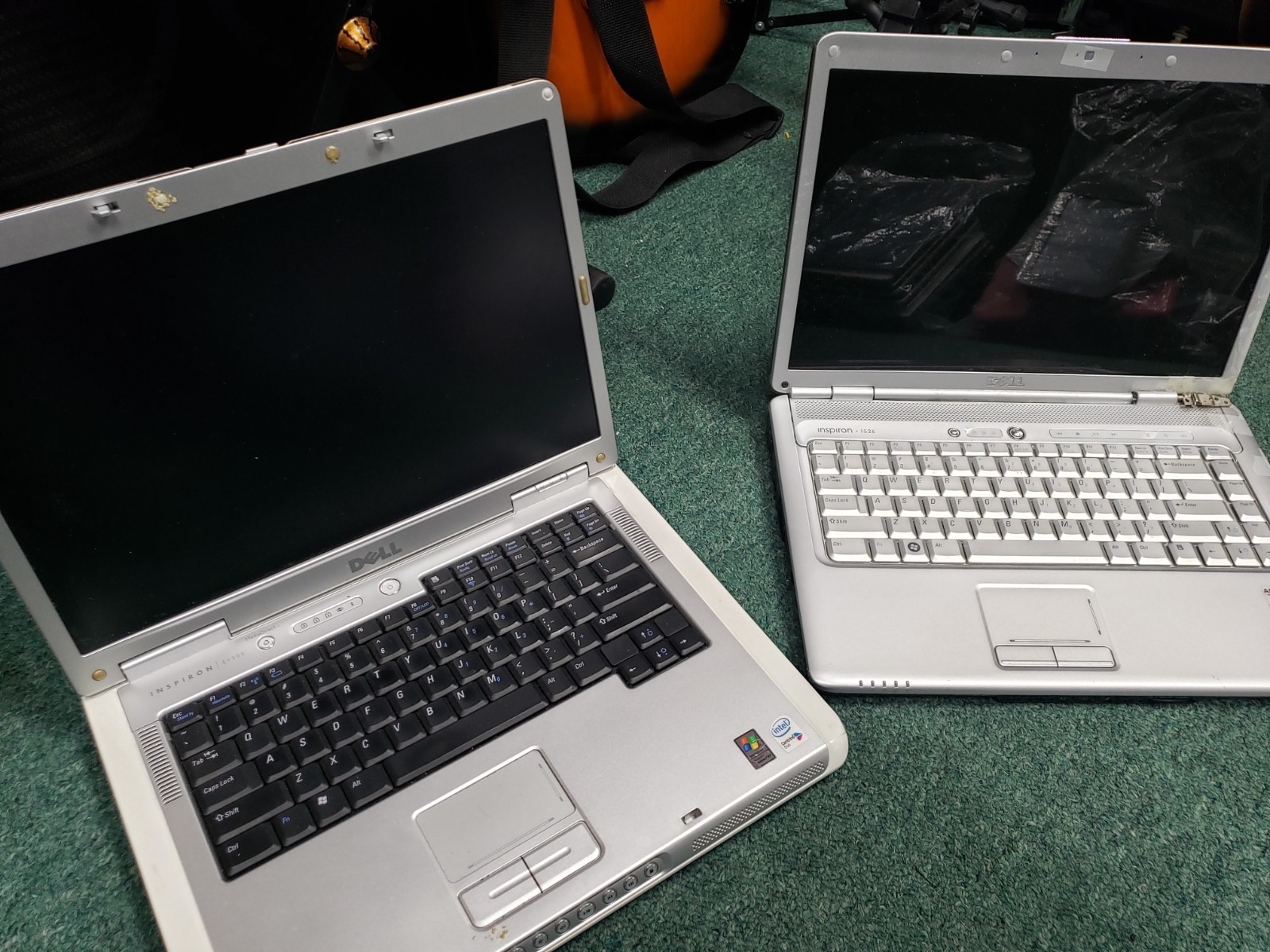 Dell Inspiron 1525 PP29L and PP20L laptops for parts or gold recovery