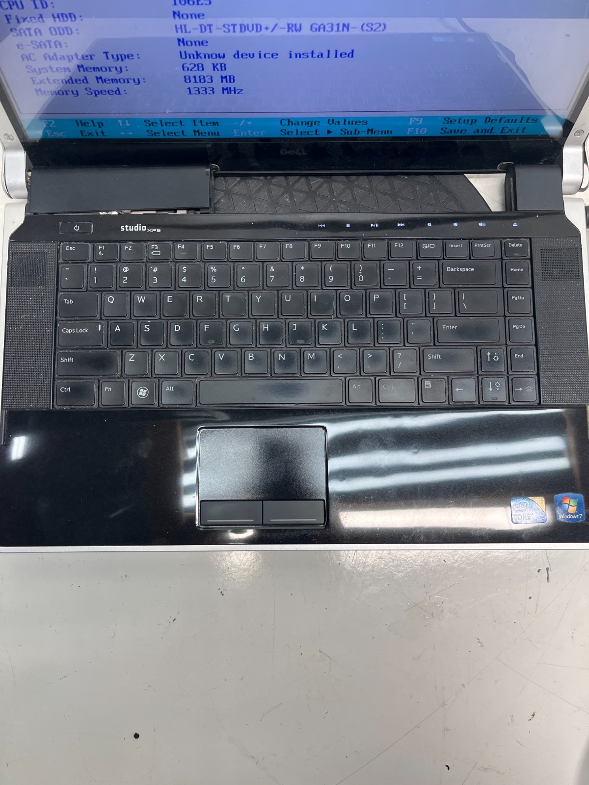 Dell XPS 1645 Intel Core i7-720 1.60GHz 8GB Ram NO HDD