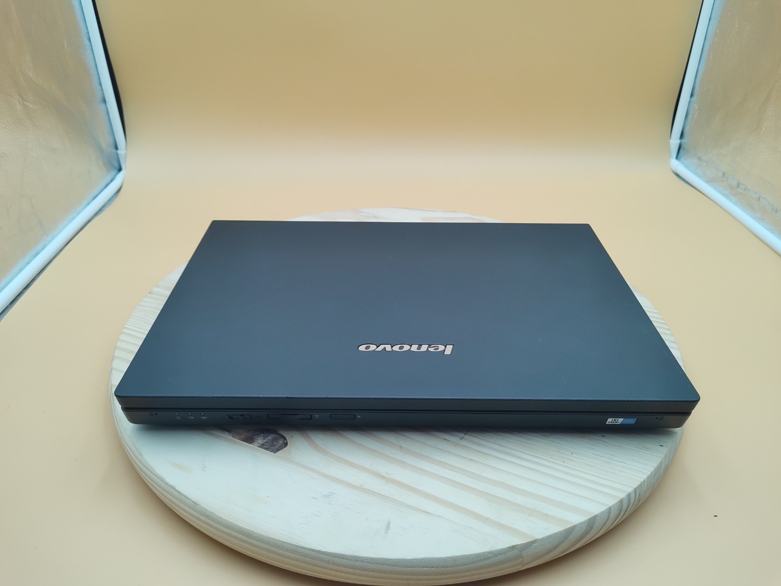 Lenovo IdeaPad Y510 15.4″ Laptop Pentium Dual Core 1.86ghz 4gb 160gb Windows 7