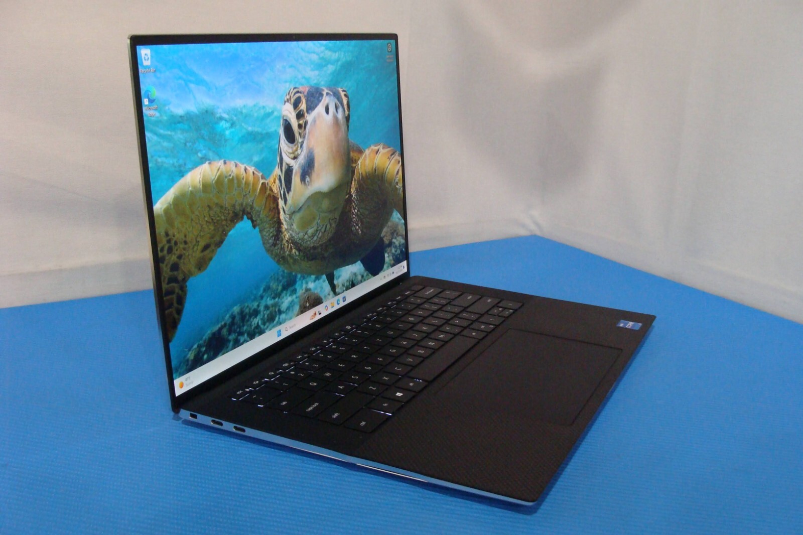 Dell XPS 15 9510 15.6″FHD+ Intel Core i5-11400H 2.7GHz 8GB 256GB SSD Win 11 Pro