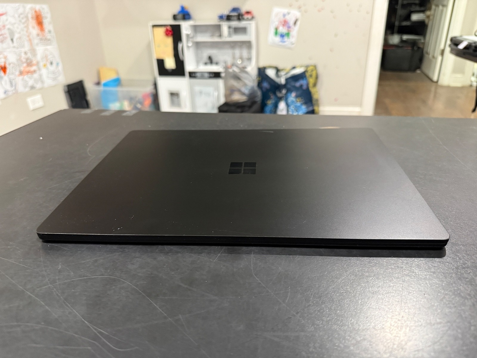 Microsoft Surface Laptop 3 1872 1.20GHz i5-1035G7 8GB RAM 256GB SSD Win 11 -READ