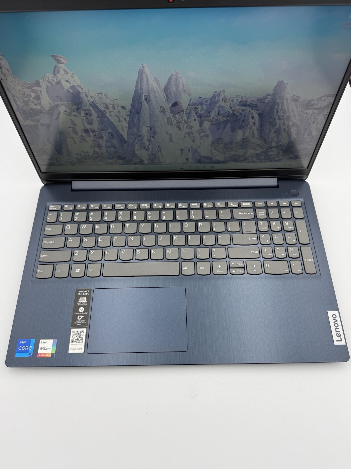 Lenovo IdeaPad 3 15.6” 15ITL6 – i7 11th Gen | 8GB RAM | 512GB SSD – 41C