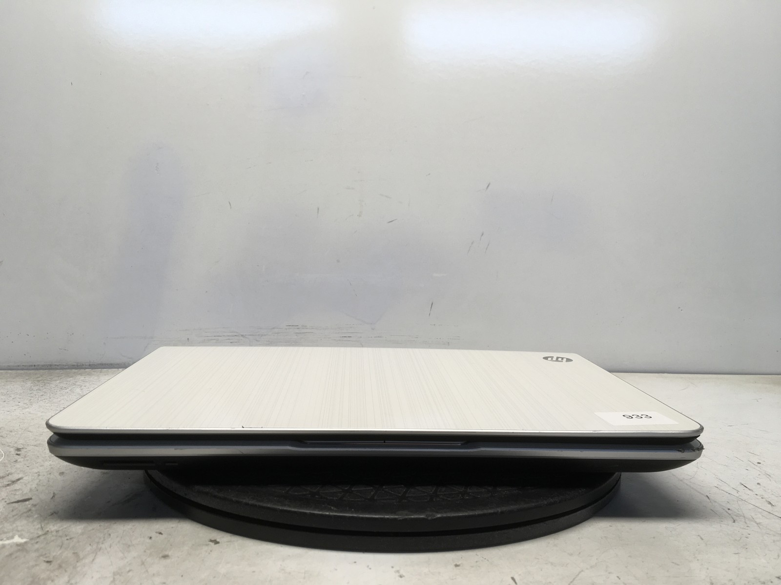 HP Envy DV4-5213CL Intel i5-3210M 2.5GHz 4 GB NO HDD No Batt