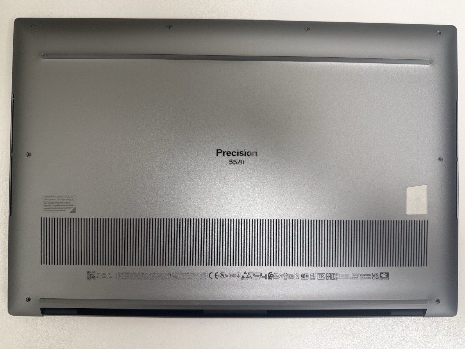 DELL Precision 5570 15.6″ i7-12800H 16GB 512GB RTX A1000 Win11Pro