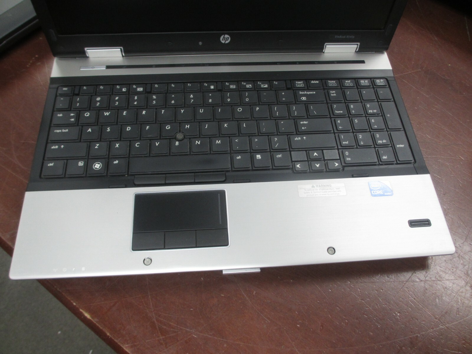 HP ELITEBOOK 8540P i5 M560 2.67GHz 4GB 320GB DVD-RW Laptop w/ AC [NO WEBCAM/OS]