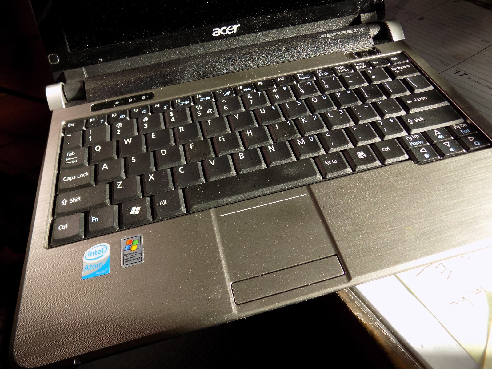 Acer Aspire One D150-1577 Notebook Laptop Computer W/Microsoft XP Home – Works