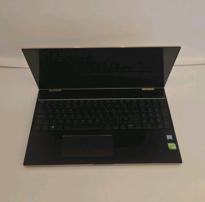 HP Spectre x360 15-ch0xx 15.6″ 4K Touch i7-8550U 32GB 256GB MX150 Win11 + Pen
