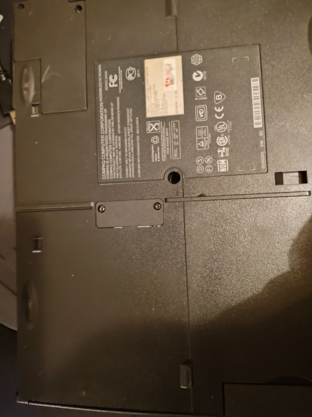 Compaq Armada 1598DMT Pentium MMX 266mhz/96mb Ram/No HDD/Power Tested