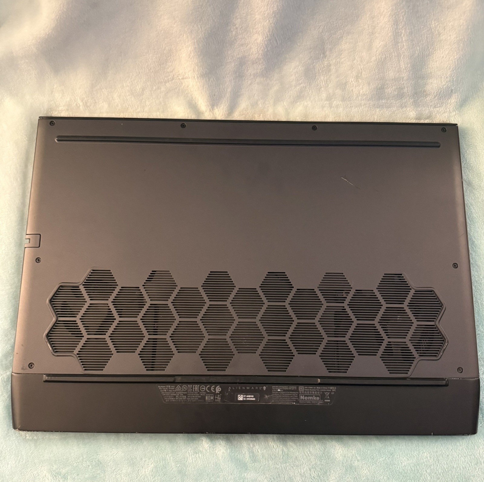 Alienware m17 R2 Gaming Laptop i7 GTX 1660Ti 16GB RAM 1TB SSD RGB