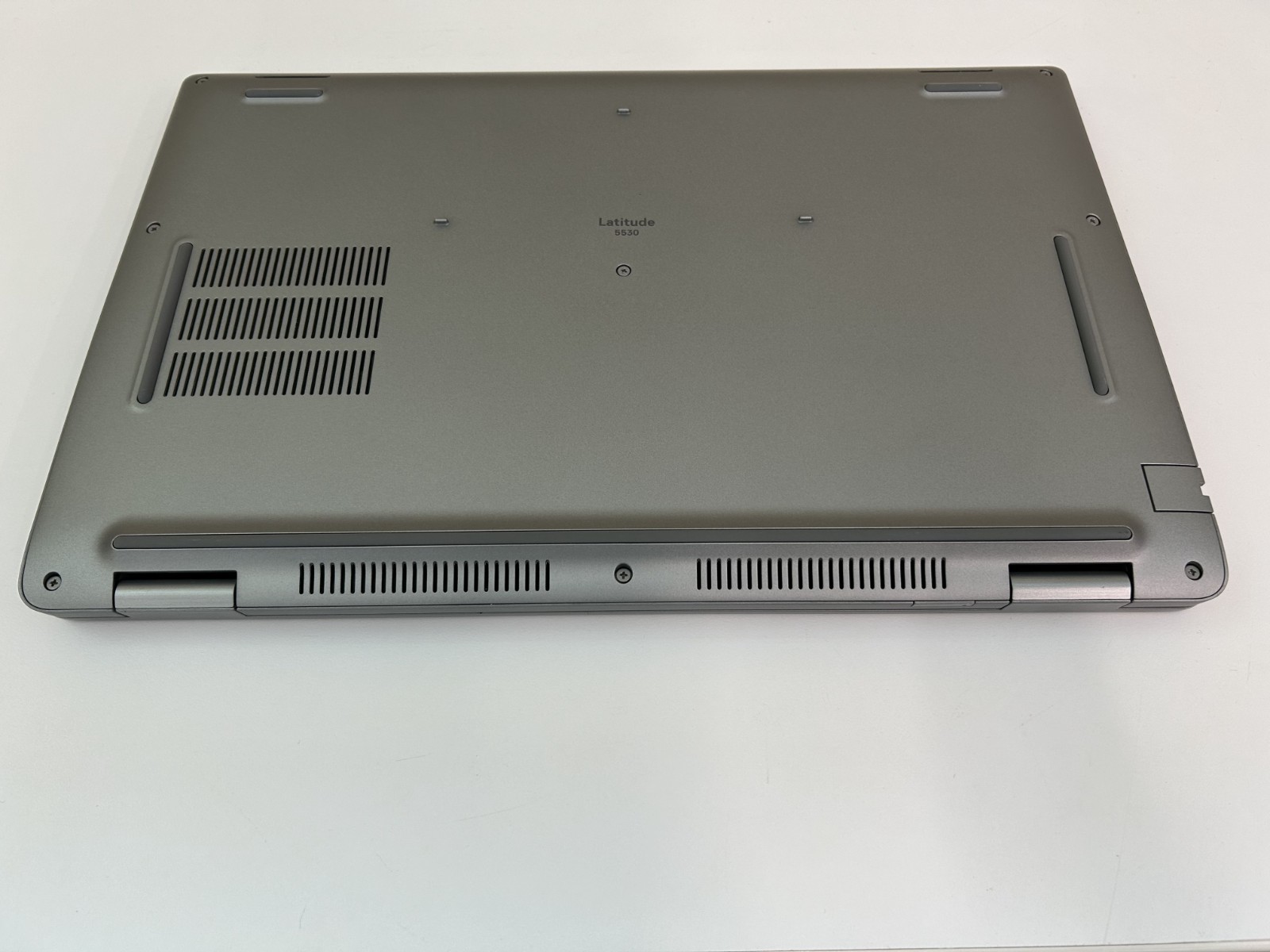 LAPTOP DELL Latitude 5530 15.6in Core i5-1245U 512GB SSD M.2 32GB RAM Win 11 Pro