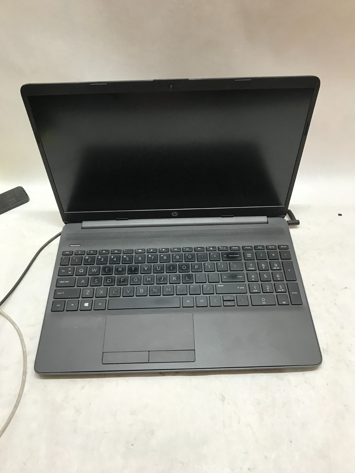 HP 255 G8 15″ AMD Ryzen CPU NO RAM NO SSD/OS For Parts/Repair Will Not Boot – DW