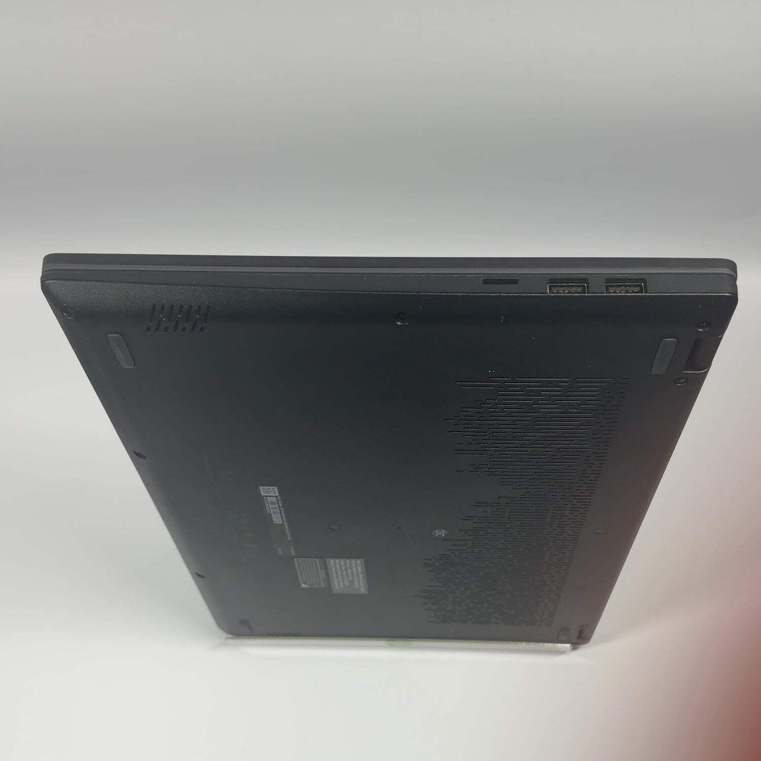 MSI Modern 15 H B13M MS-15H4 15.6″ i9-13900H 2.6GHz 32GB RAM 1TB