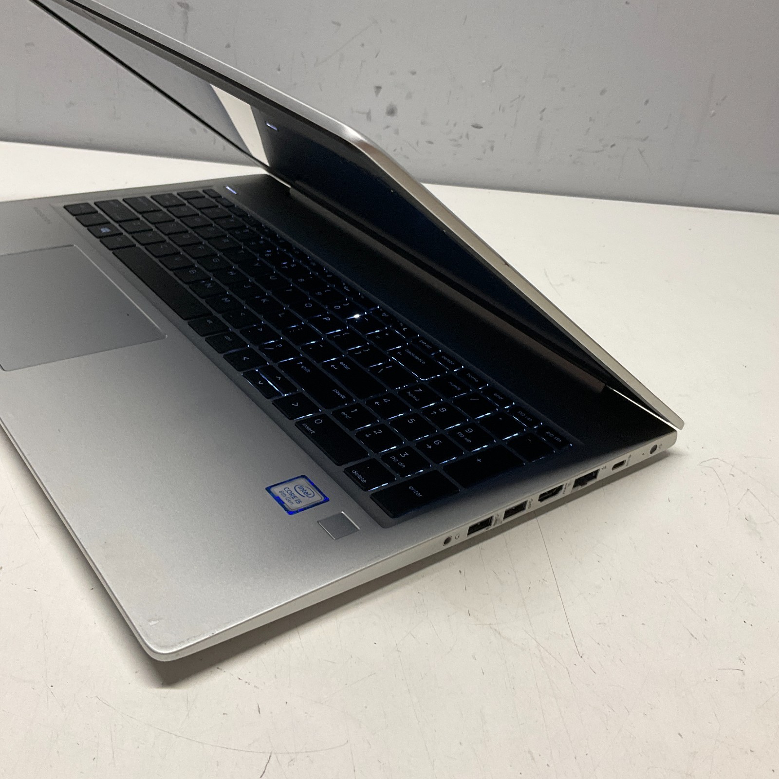 HP ProBook 450 G6 15.6″ Intel i5-8265U @ 1.6GHz 4GB RAM 256GB SSD Windows 11 Pro