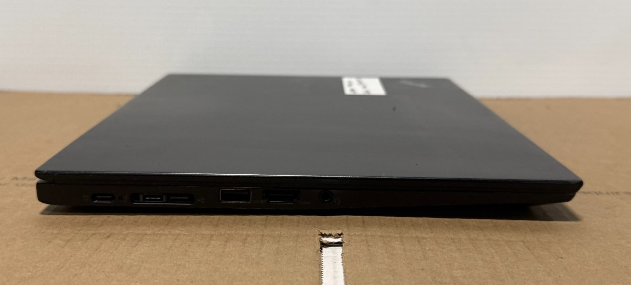 Lenovo Thinkpad T490s 14” i7-8565U 1.80GHz Touch 8GB RAM 256GB SSD W 11 Pro