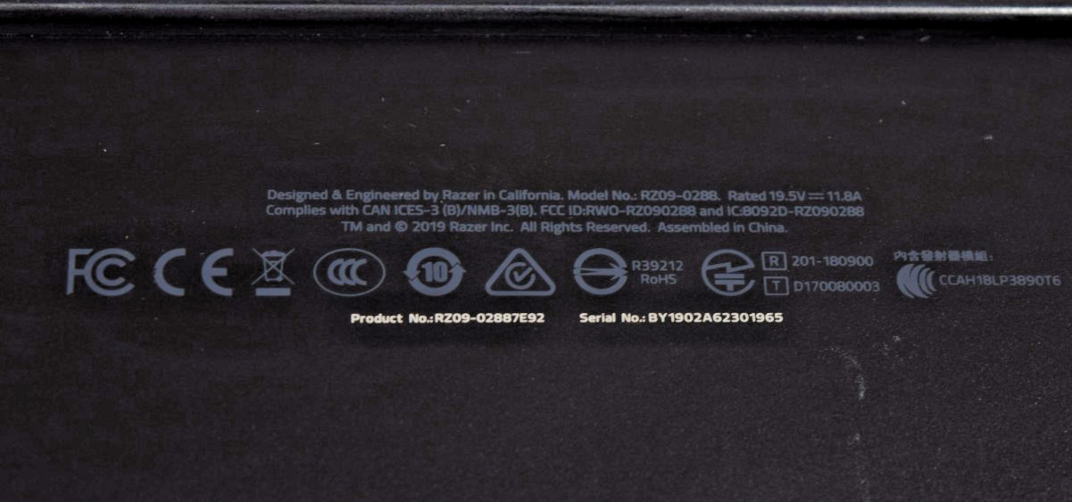 Razer Blade 15″ Advanced 2019 I7-8750H RTX 2070 MAX-Q *PARTS OR REPAIR* *READ*