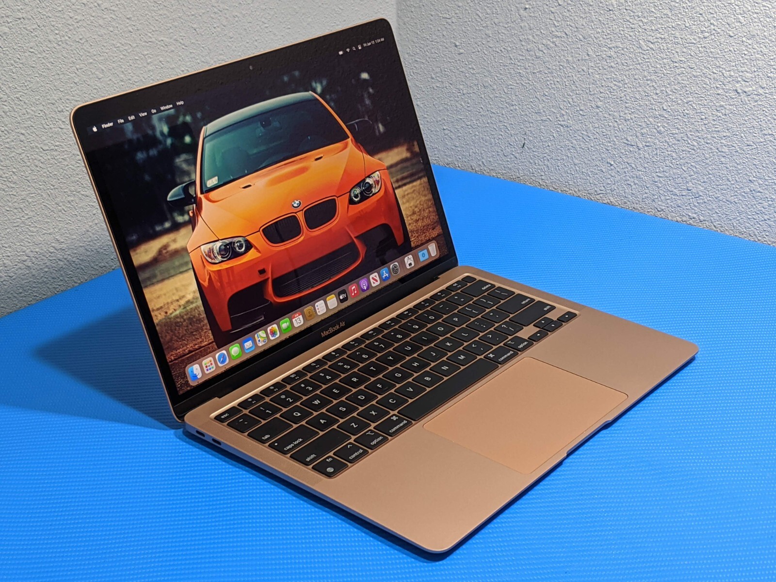 Apple MacBook Air A2337 (2020) 13.3″ M1 8CPU/7GPU 8GB 256GB OS Big Sur MGN63LL/A