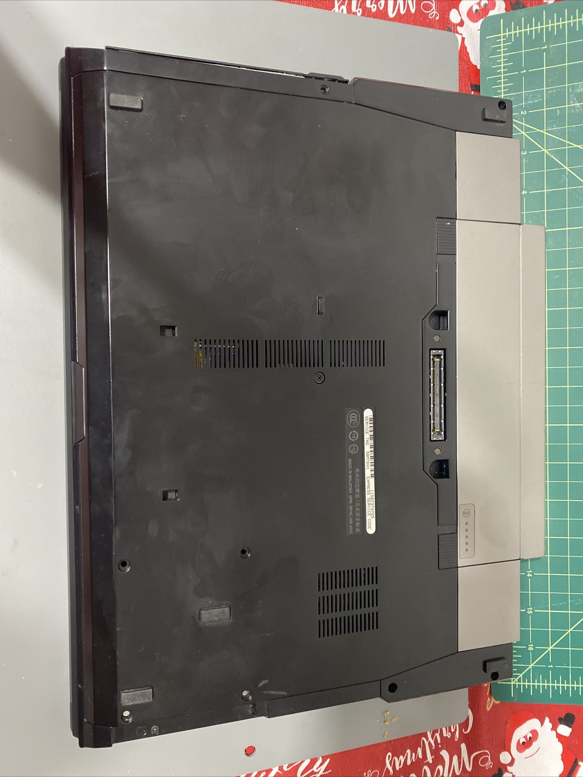 Dell Latitude 15.4″ Laptop PP30L Intel Centrino For Parts Or Repair No HDD