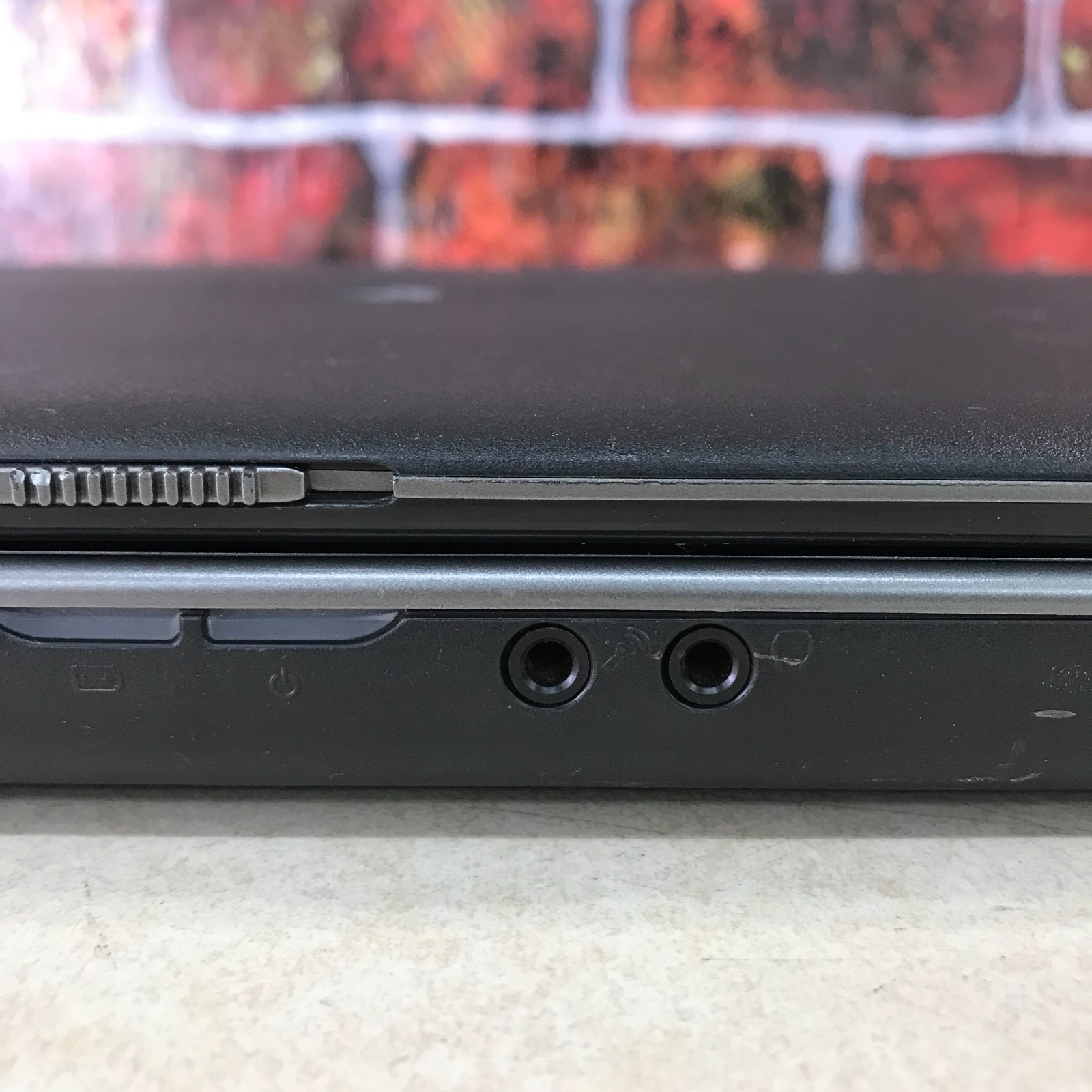 Gateway MA8 Retro Gaming Laptop Pentium D 1.46GHz 2GB RAM (Windows 7 Pro)