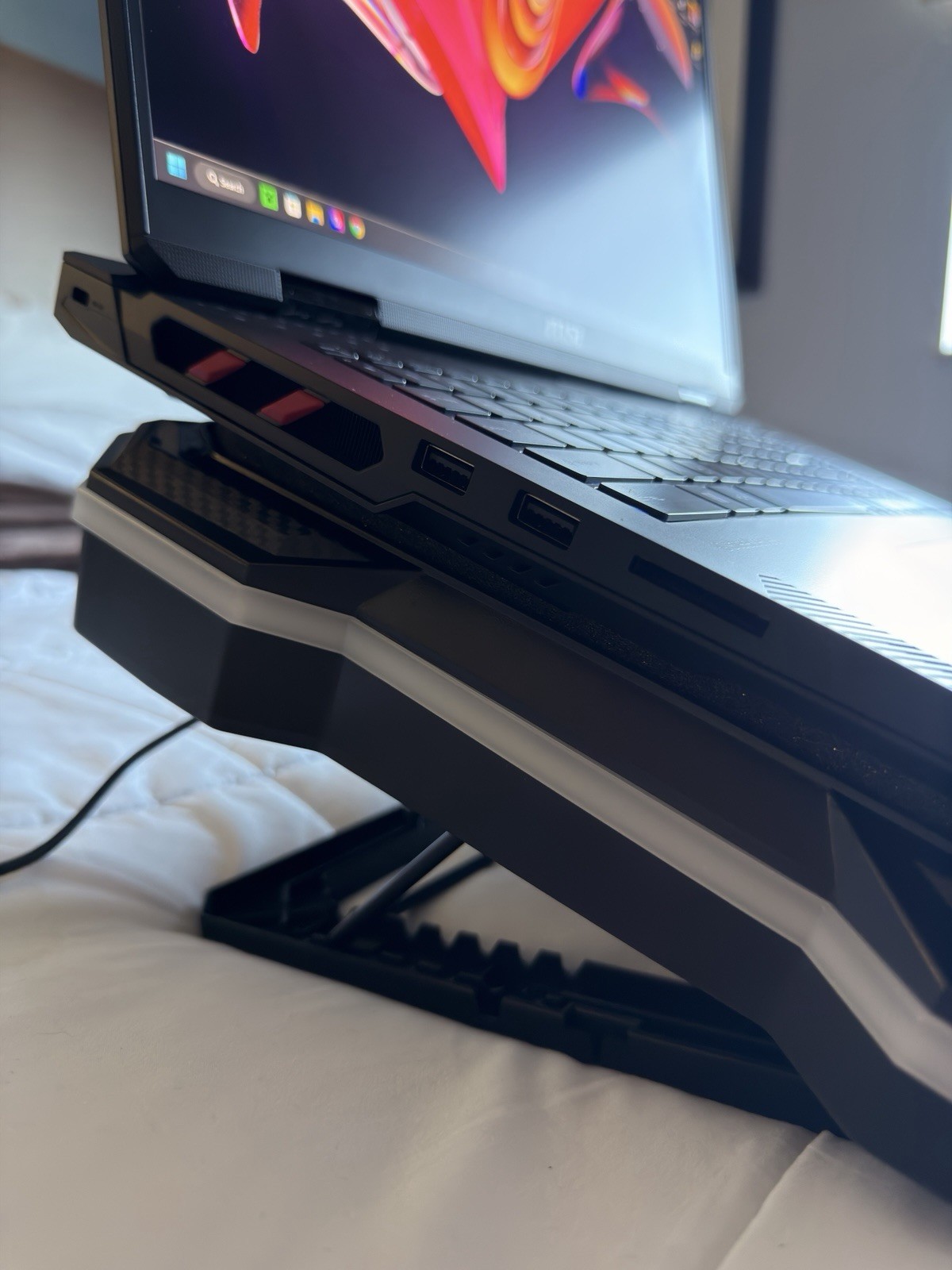 MSI Raider 18 HX AI A2XWIG Intel Core Ultra 9 RTX 5080 64GB 2TB SSD 18″