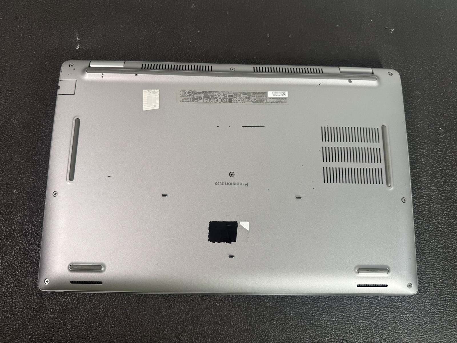 Dell Precision 3560 i7-1185G7 32GB 512GB SSD NVIDIA Quadro T500 Mobile – READ