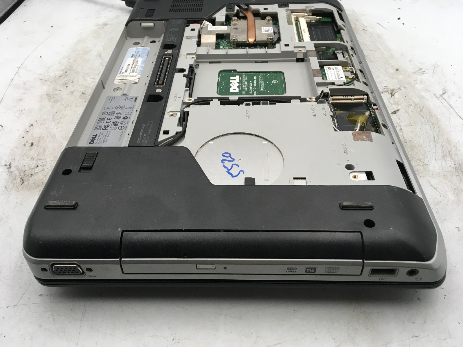 DELL LATITUDE E5520 – BOOTS TO BIOS – INTEL I5 2540 – NO RAM – READ DESCRIP -BB