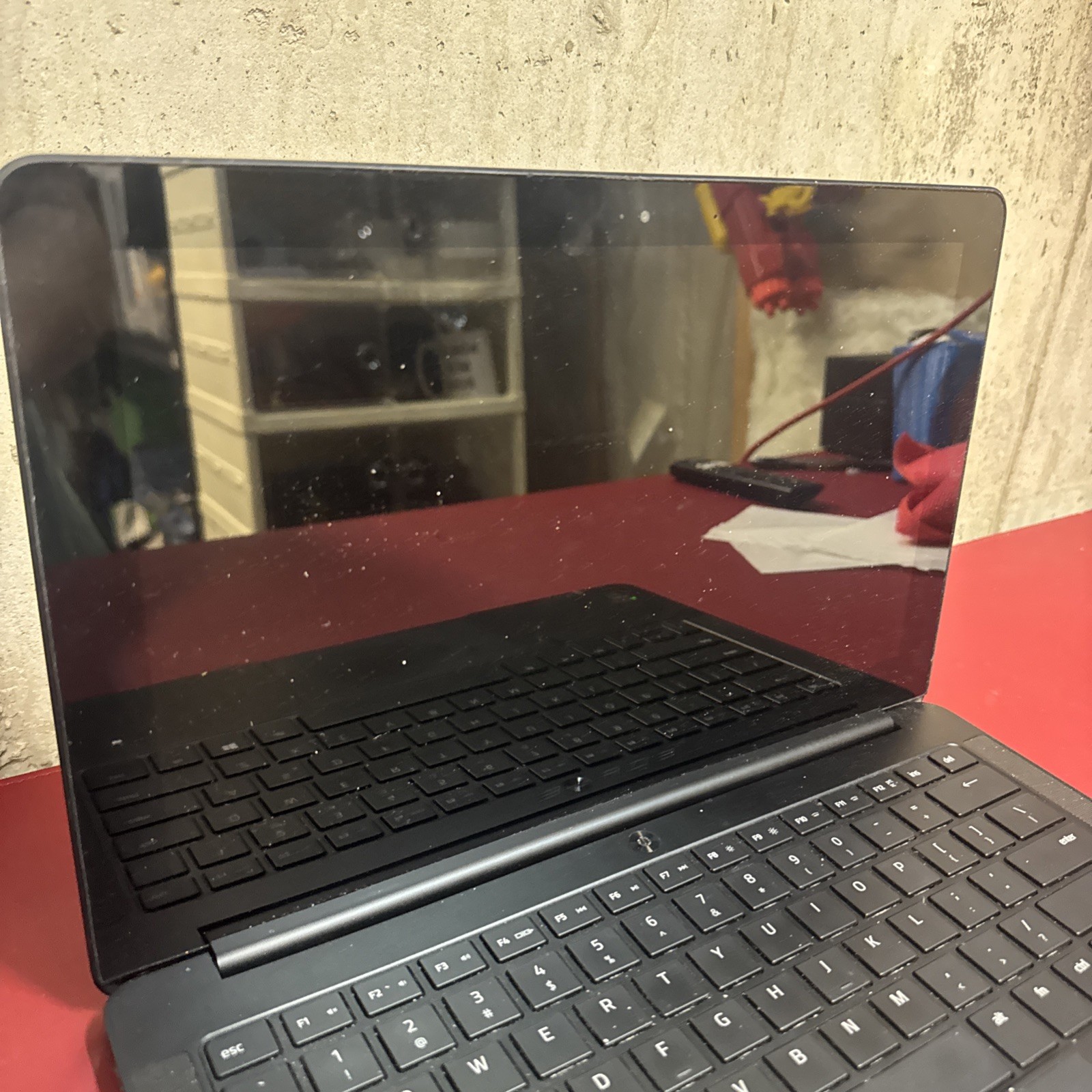 Razer Blade Stealth 12.5” RZ09-01682E20 Laptop For Parts/Repair Untested